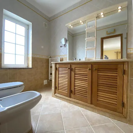Villa Amazing With Pool By Homing *