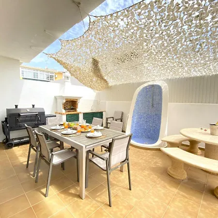 Villa Amazing With Pool By Homing Pêra