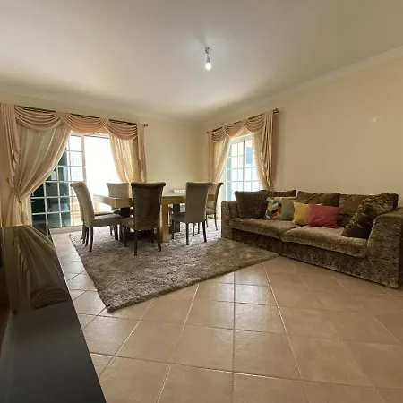 Vila Amazing With Pool By Homing Pêra